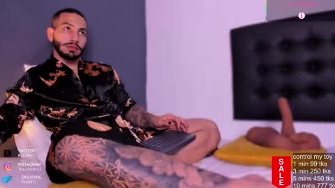 Snapshot of teoferrer chatting on October 25, 2025, 8:25 pm Teo Ferrer online show from October 25, 2025, 8:25 pm