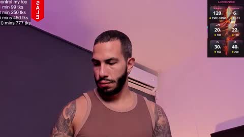 Snapshot of teoferrer chatting on November 9, 2025, 8:07 pm Teo Ferrer online show from November 9, 2025, 8:07 pm