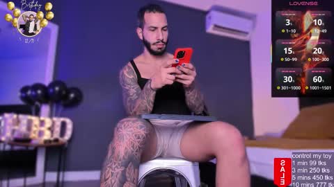 Snapshot of teoferrer chatting on November 11, 2025, 8:31 pm Teo Ferrer online show from November 11, 2025, 8:31 pm