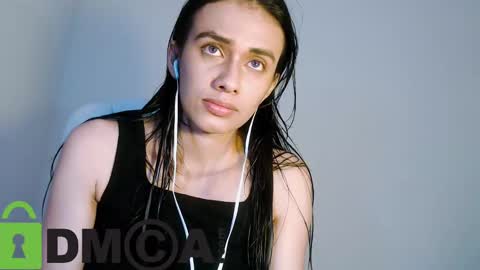 Snapshot of ter23m chatting on February 5, 2025, 2:51 am Lisa online show from February 5, 2025, 2:51 am