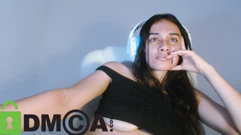 Snapshot of ter23m chatting on November 1, 2025, 3:25 pm Lisa online show from November 1, 2025, 3:25 pm