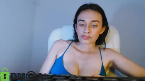 Snapshot of ter23m chatting on December 17, 2025, 4:24 pm Lisa online show from December 17, 2025, 4:24 pm