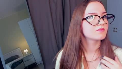 Snapshot of terraerb chatting on February 3, 2026, 4:56 pm Julia online show from February 3, 2026, 4:56 pm