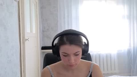 Snapshot of terranaufzinger chatting on September 26, 2025, 4:38 am Anny Simpson online show from September 26, 2025, 4:38 am