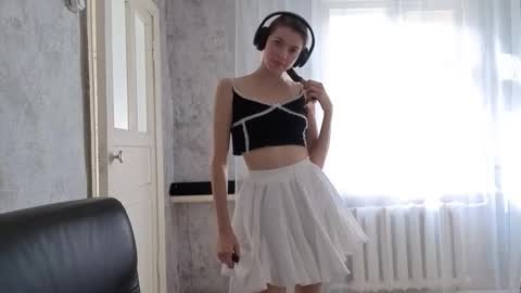 Snapshot of terranaufzinger chatting on October 2, 2025, 5:58 am Anny Simpson online show from October 2, 2025, 5:58 am