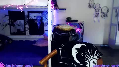 CRY BABY online show from January 17, 2026, 11:30 pm