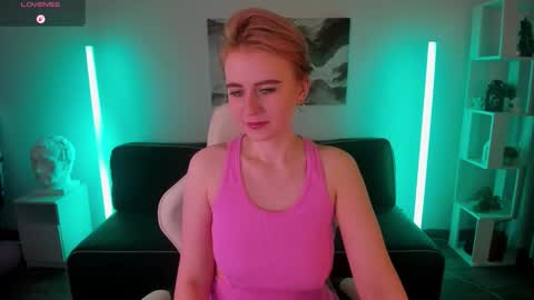 terry_roberrtson online show from February 27, 2026, 2:11 am