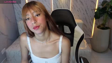 Snapshot of terry_tx chatting on October 3, 2025, 12:24 pm Online 800 to 1400 online show from October 3, 2025, 12:24 pm