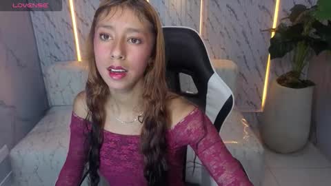 Snapshot of terry_tx chatting on October 9, 2025, 12:47 pm Online 800 to 1400 online show from October 9, 2025, 12:47 pm