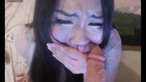 Kira online show from March 10, 2026, 1:16 pm