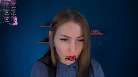 tessa_dream_ online show from January 12, 2026, 8:03 pm