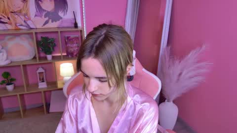 Snapshot of tessa_shy_ chatting on May 25, 2026, 2:12 pm tessa_shy_ online show from May 25, 2026, 2:12 pm