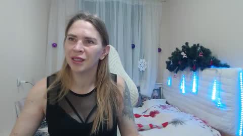 tessadaybreak online show from December 14, 2025, 8:02 pm