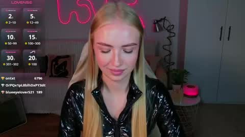 TessaHamilton online show from May 31, 2026, 6:09 pm