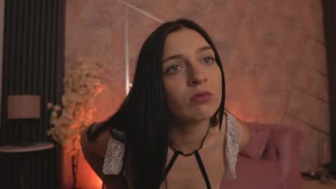 Tessa online show from July 6, 2026, 3:58 am