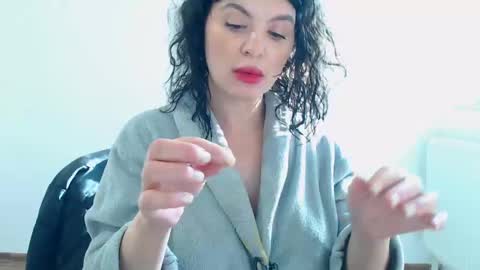 naughty tess online show from January 7, 2025, 8:45 am