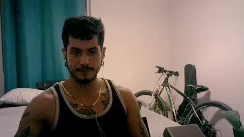 Snapshot of testotease chatting on November 4, 2025, 3:49 am Milo online show from November 4, 2025, 3:49 am