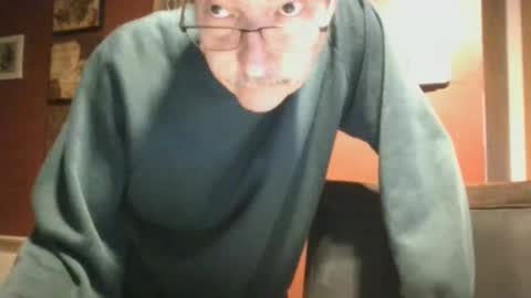 tetuo2 online show from March 11, 2025, 3:26 am