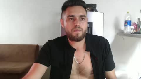 Snapshot of tevezbien chatting on February 24, 2025, 8:14 pm Yeffrith online show from February 24, 2025, 8:14 pm