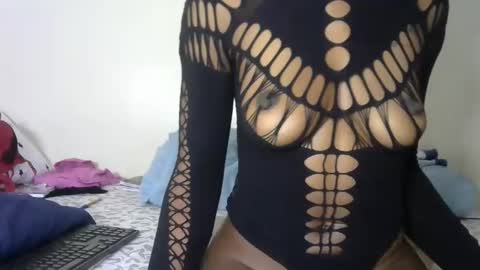 Tyennah online show from February 9, 2026, 10:52 am