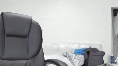 teylor creed online show from February 22, 2025, 1:11 am