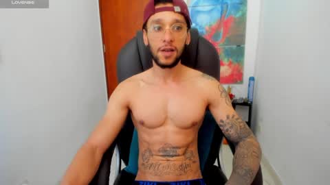 Cristhian Teylor online show from December 15, 2024, 3:53 pm