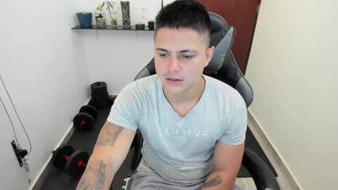 Teylor Fel online show from February 14, 2025, 2:18 am