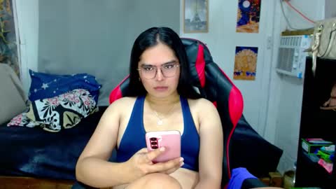 tgirlselena online show from February 7, 2026, 5:00 am