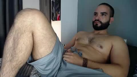 th1ago828986 online show from February 27, 2026, 2:33 am