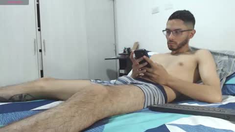 Snapshot of th_russ chatting on February 4, 2026, 2:56 pm INSTAGRAM Th1rss online show from February 4, 2026, 2:56 pm