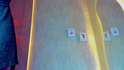 thaddeus king online show from February 11, 2025, 11:54 pm