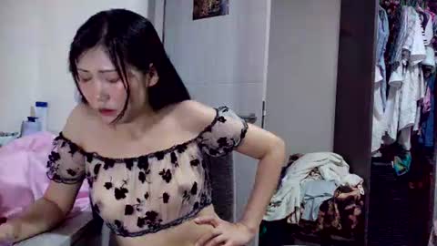 Snapshot of thaihoneysweet chatting on June 18, 2026, 11:36 am thaihoneysweet online show from June 18, 2026, 11:36 am