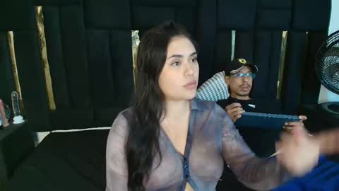 Snapshot of thaisadara24 chatting on December 18, 2025, 9:54 pm T H A I S online show from December 18, 2025, 9:54 pm