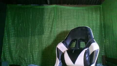 Mae online show from January 13, 2026, 2:44 pm