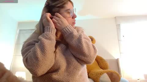 Snapshot of thamarajane1 chatting on January 4, 2025, 8:27 pm online show from January 4, 2025, 8:27 pm