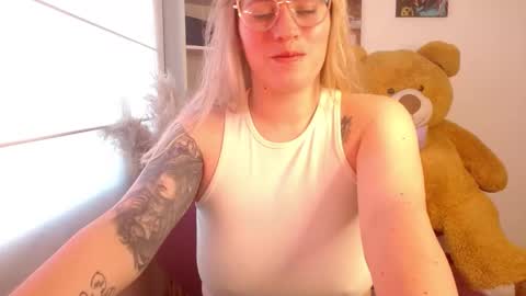 Snapshot of thamarajane1 chatting on January 16, 2025, 8:36 pm online show from January 16, 2025, 8:36 pm