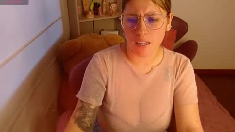 Snapshot of thamarajane1 chatting on January 23, 2025, 10:11 pm online show from January 23, 2025, 10:11 pm