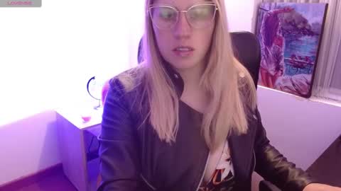Snapshot of thamarajane1 chatting on February 20, 2025, 12:15 pm online show from February 20, 2025, 12:15 pm