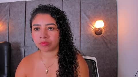 Snapshot of thara_webstter chatting on May 26, 2026, 11:39 am thara webstter online show from May 26, 2026, 11:39 am