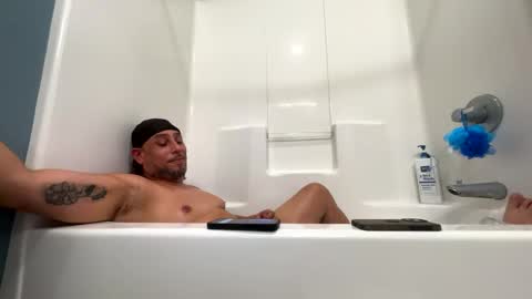 LoveHateLust online show from September 30, 2025, 10:59 pm