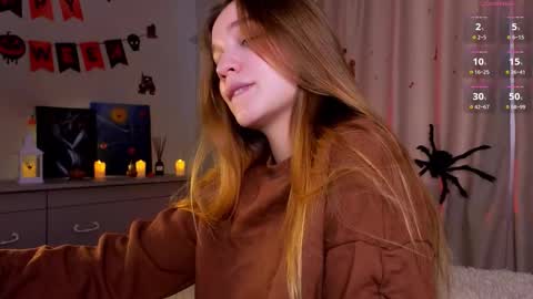 Snapshot of thatonerabbit chatting on October 25, 2025, 11:29 am Alice online show from October 25, 2025, 11:29 am