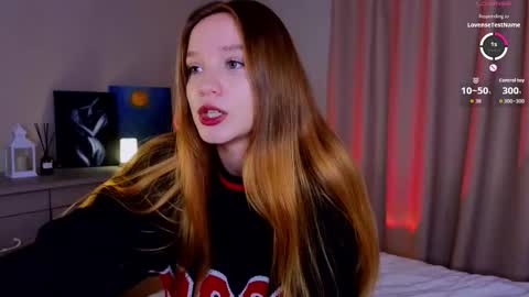 Snapshot of thatonerabbit chatting on December 4, 2025, 12:14 pm Alice online show from December 4, 2025, 12:14 pm