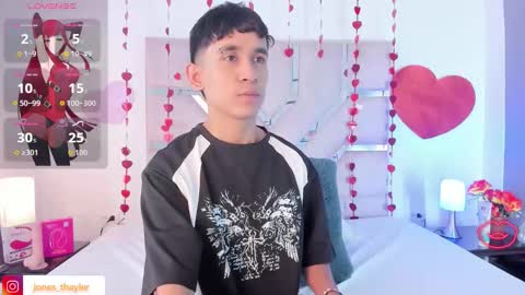 Snapshot of thayler_jones chatting on February 19, 2026, 11:17 am Thayler online show from February 19, 2026, 11:17 am