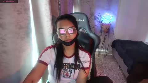 Paola online show from February 20, 2026, 6:52 pm