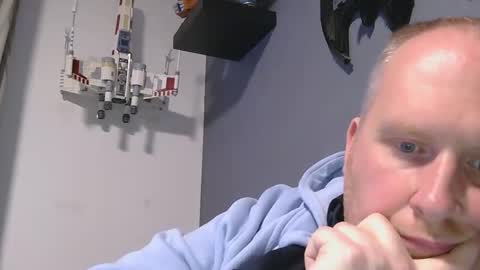 the007146368 online show from November 18, 2025, 3:27 pm