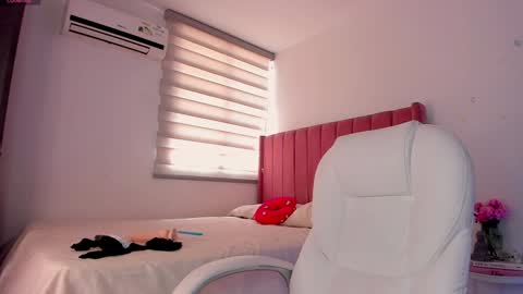 nina mirley online show from January 18, 2025, 4:42 pm