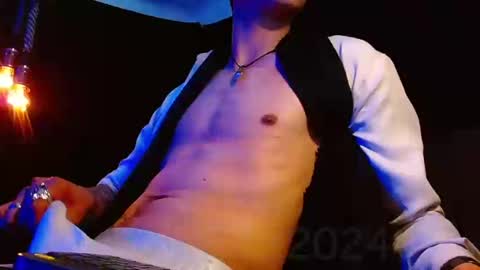 GIORGGIO online show from December 31, 2024, 5:22 am