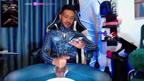 the dog lian online show from November 18, 2025, 11:59 pm