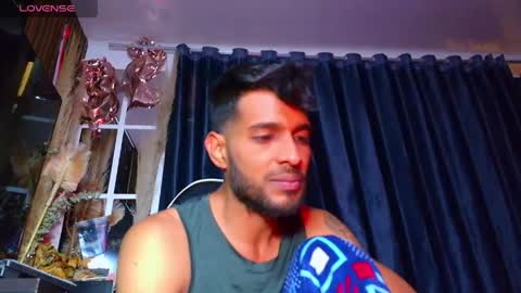 the dog lian online show from April 18, 2026, 7:58 pm