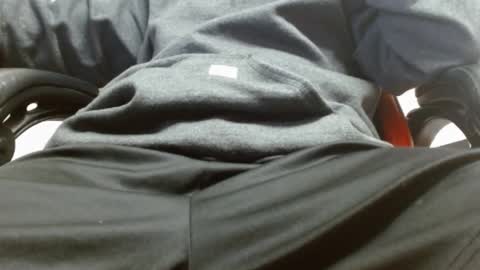 Snapshot of the_finger_in_ur_butt chatting on February 26, 2026, 6:23 am the_finger_in_ur_butt online show from February 26, 2026, 6:23 am